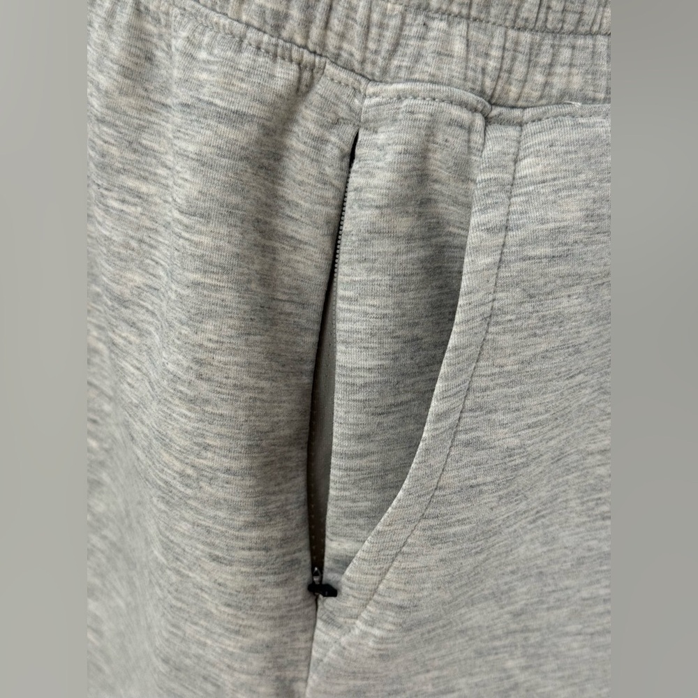 NWT Abercrombie & Fitch YPB Neo Knit Sporty Gray Sleeveless Athleisure Romper - Picture 5 of 16